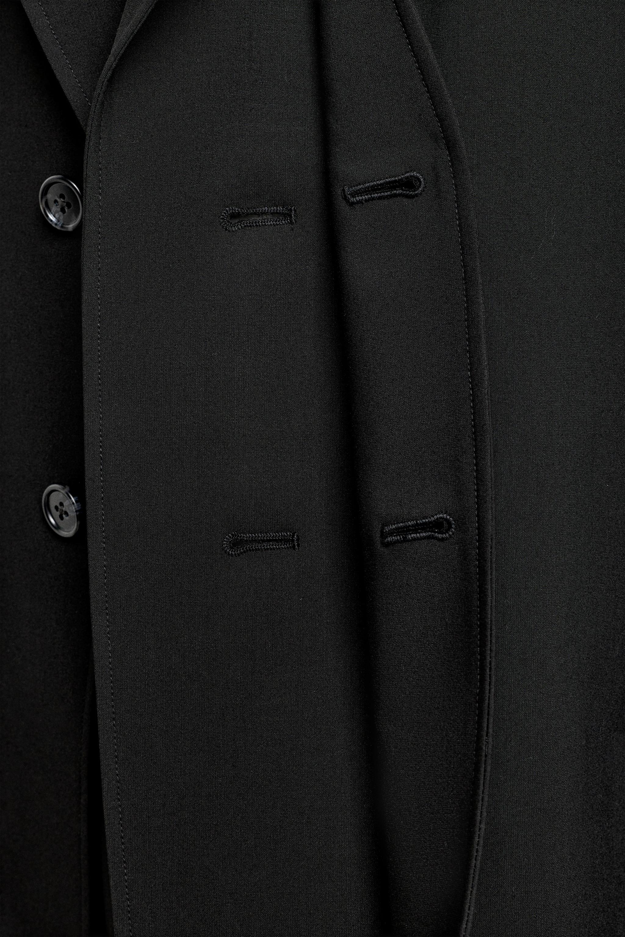 SUIT JACKET WITH REMOVABLE LAPEL